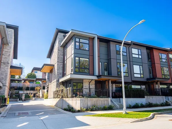 50 Seaview Dr #7, Pt Moody, BC V3H 1N7