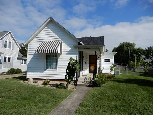 1st image of 619 Blackman St