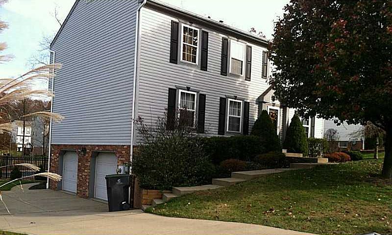 1st image of 523 Grandshire Dr