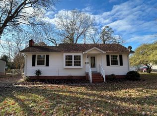 1513 Gatewood Rd, Newport News, VA 23601