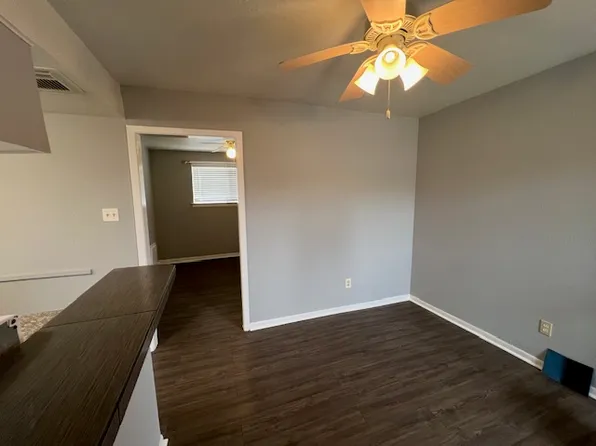 3201 Avenue R 1/2 APT 9, Galveston, TX 77550