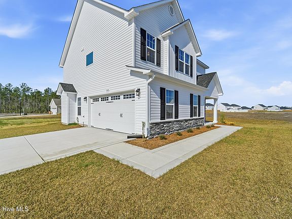 3rd image of 500 Kiowa Way