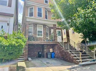 82 W 55th St FLOOR 2, Bayonne, NJ 07002
