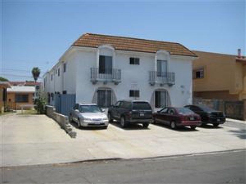 1st image of 4215 45th St APT 1