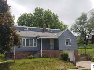 3021 N 42nd St, Omaha, NE 68111