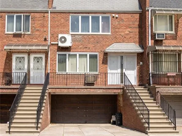 2579 E 1st St, Brooklyn, NY 11223
