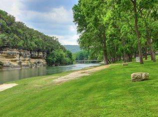 540 River Run APT 305, New Braunfels, TX 78132