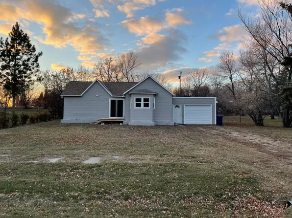 404 Maine St, Tower City, ND 58071