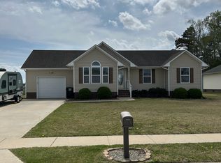 1003 Riley Dr, Elizabeth City, NC 27909