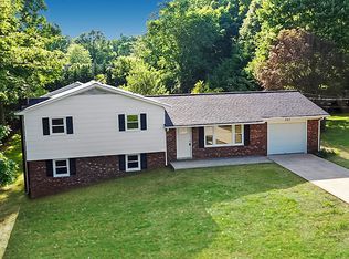 317 Cypress St, Hudson, NC 28638