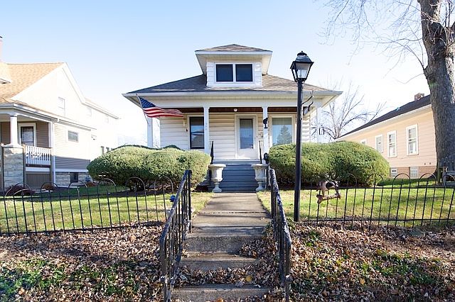 1st image of 506 Knox Pl