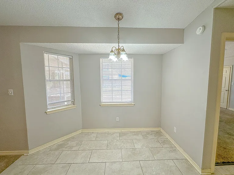 5105 Westport Dr — Photo 6