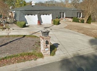 740 Country Club Trl, Gardendale, AL 35071
