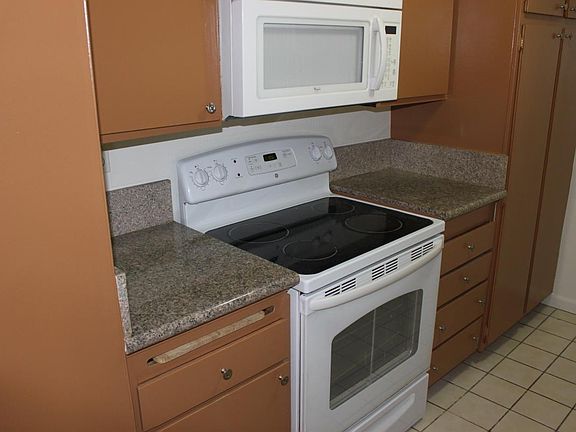 5th image of 24431 Trevino Dr Unit V15
