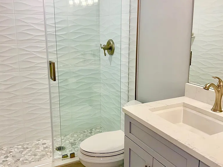 1556 S Ocean Ln #103 — Photo 7