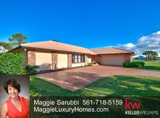 568 S Country Club Dr, Atlantis, FL 33462