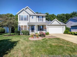 506 Crest View Dr, Monticello, IL 61856