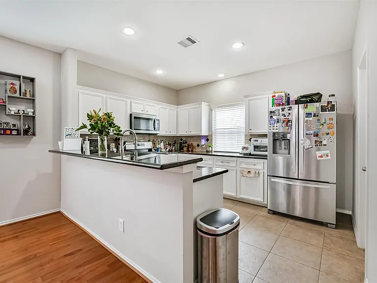 1715 Stuart St — Photo 10