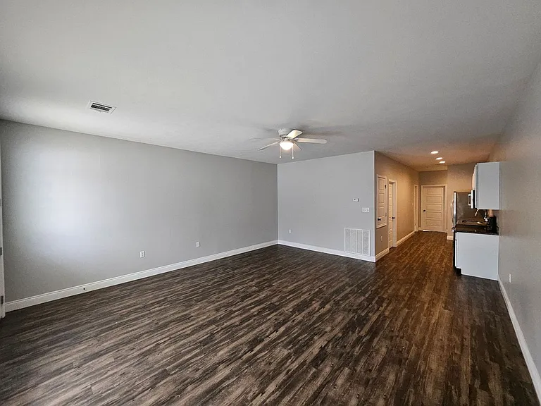 207 Lacey Eden Ln — Photo 17