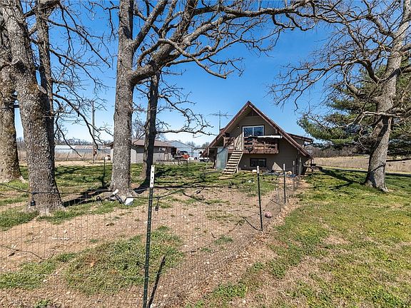 4th image of 9628 Ruby Hall Rd