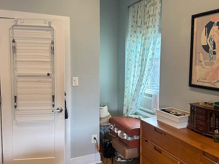 251 S Saint Clair St #8 — Photo 17