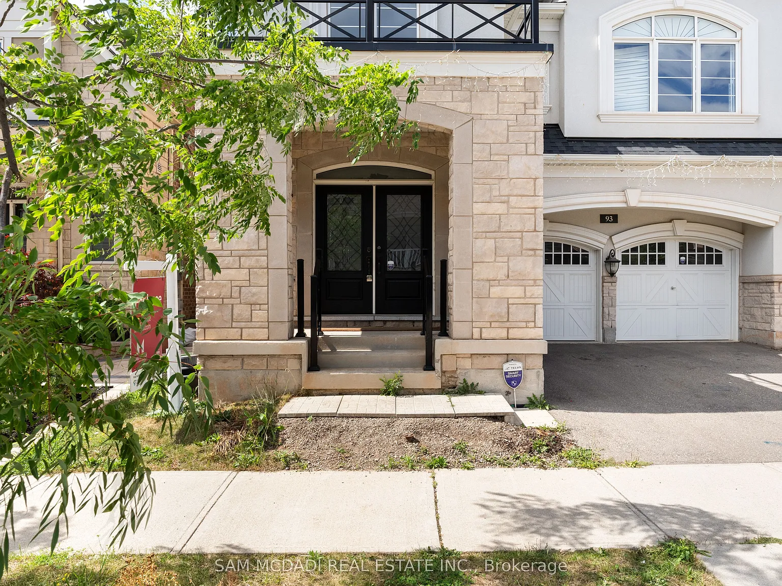 4 bed, $5,200 — Photo 2