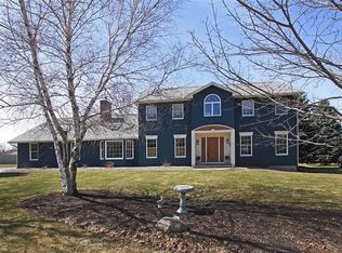 8462 Woodbox Rd, Manlius, NY 13104