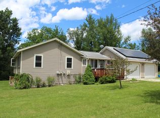 87 Line Dr, Charlotte, VT 05445