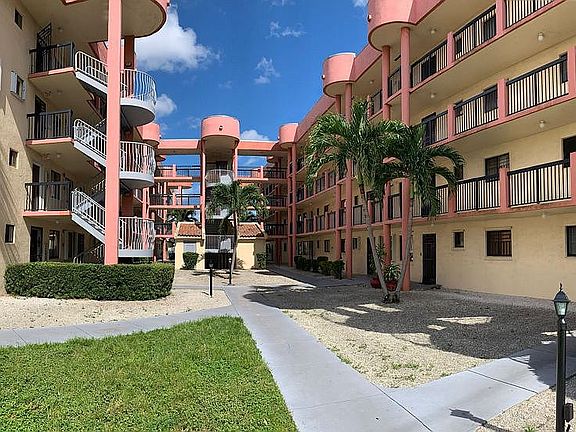 5th image of 5300 W 21st Ct APT 411