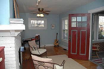 4th image of 6468 N Broadway St