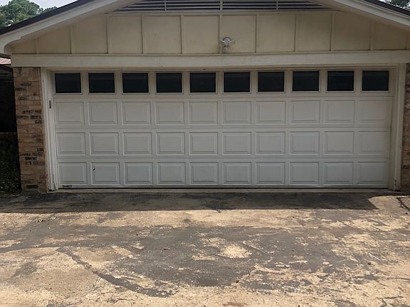 2nd image of 29 Cherrywood Cir