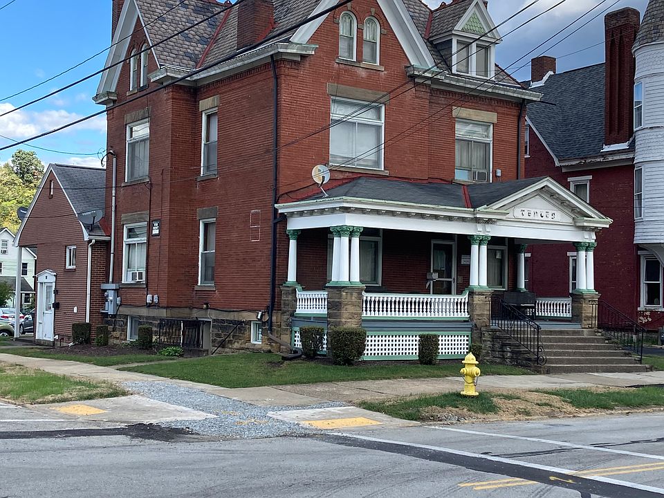 1st image of 506 3rd St
