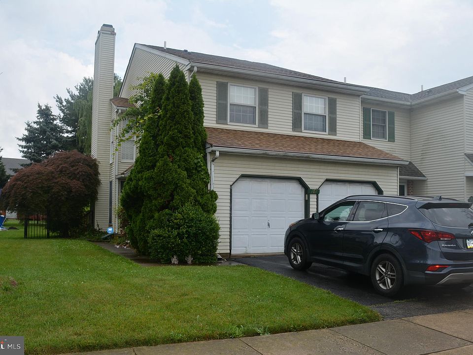1st image of 101 Damson Ln