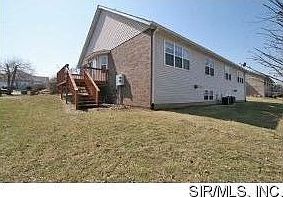 2nd image of 9 Berry Patch Ln