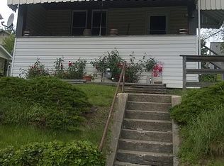 917 Chester St, Springdale, PA 15144