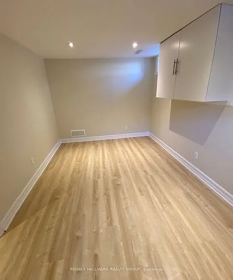 570 Gladstone Ave #1 — Photo 15