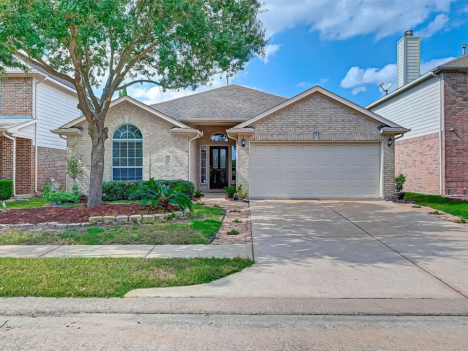 1st image of 10027 Driftwood Park Dr