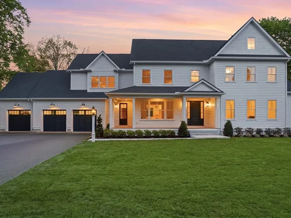 14 Thoreau Rd, Lexington, MA 02420