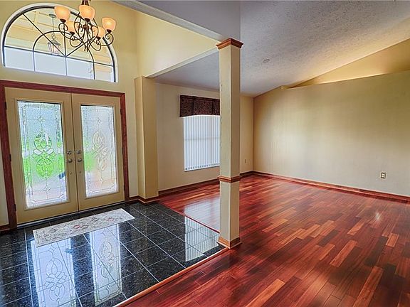 4th image of 2304 Marseille Ct