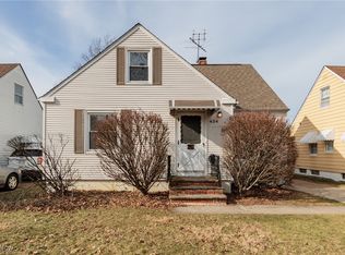 434 E 275th St, Euclid, OH
