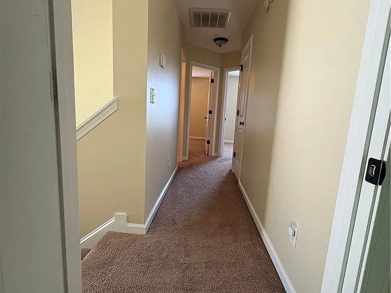 365 Roanoke Dr — Photo 20