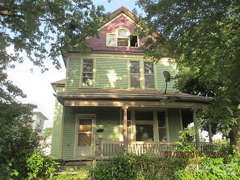 1st image of 903 N 12th St