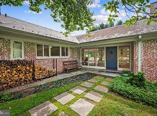 98 Cotswold Rd, Baltimore, MD 21210