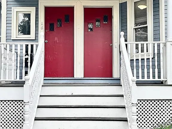 Building Photo - 18 Walden St #18