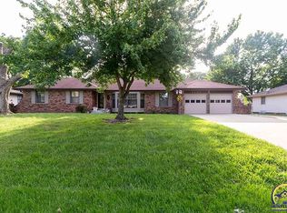3101 SE Downing Dr, Topeka, KS 66605