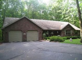 3871 Tamarack Dr, Green Bay, WI 54313