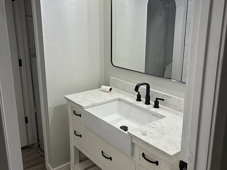 3002 N 32nd St #19 — Photo 10