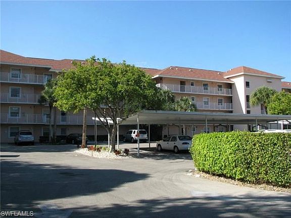 2nd image of 481 Quail Forest Blvd APT 102