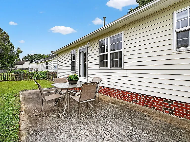 632 Waterford Dr — Photo 28