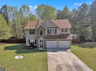 7228 Silverleaf Cir, Fairburn, GA 30213
